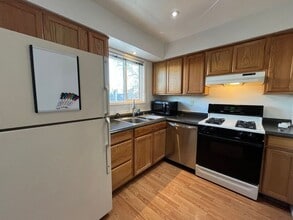 Building Photo - 516 N Bliss St