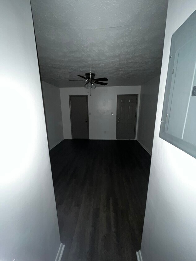 Foto principal - 216 Tabor Drive, Unit 3