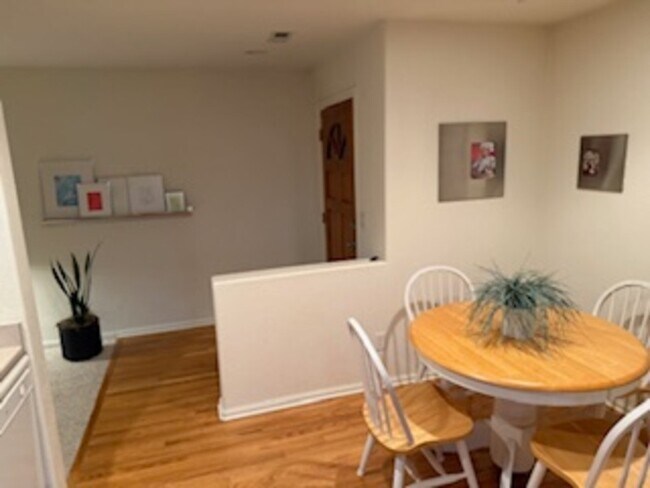 Foto del edificio - 11867 W Tufts Pl