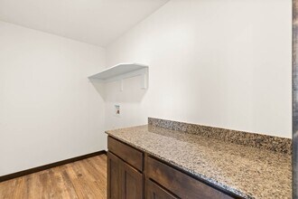 Building Photo - 673 Rookery Ln