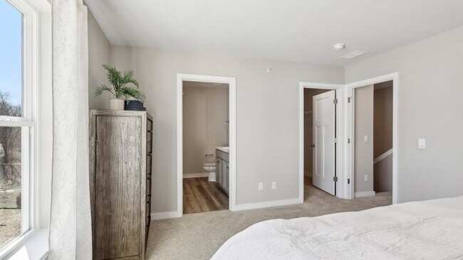 Foto del edificio - 695 Olivia St