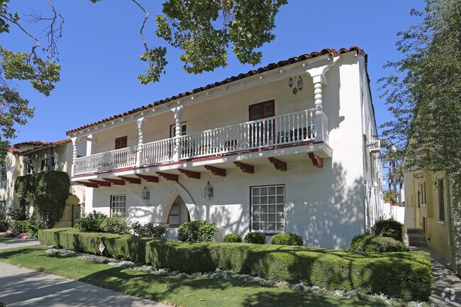 Foto del edificio - 438 S Maple Dr