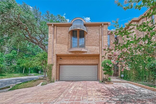 Foto del edificio - 1331 Bissonnet St