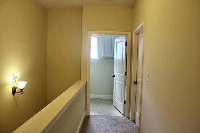 Foto del edificio - 2495 Old Taylor Rd