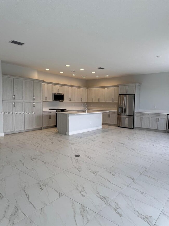 Building Photo - 16222 Sea Turtle Pl