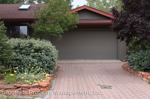 Building Photo - 135 Starlight Way