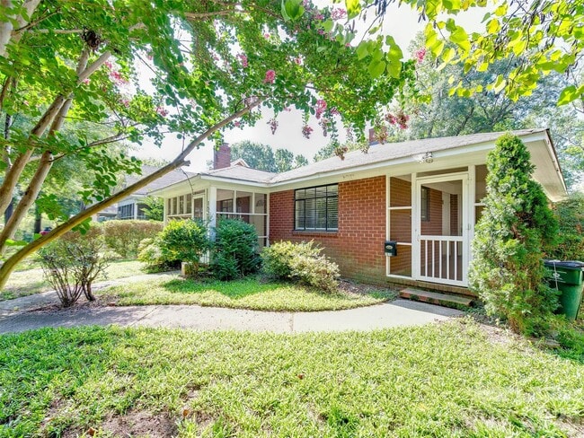 Building Photo - 1518 Mimosa Ave