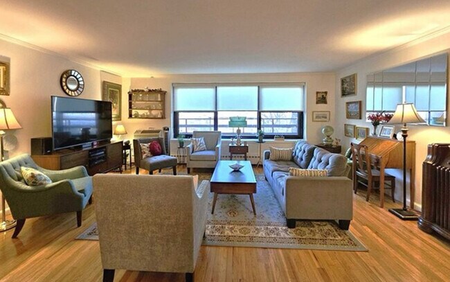 Foto del edificio - 95 Orient Way