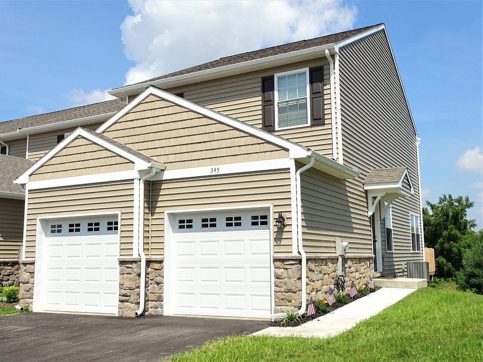 345 Cedar Hollow, Manheim, PA 17545 Townhome Rentals in Manheim PA