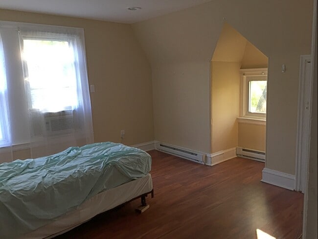 Building Photo - 133 East Mount Airy Avenue