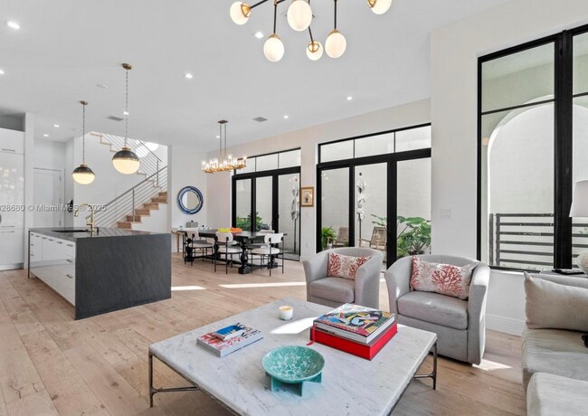 Foto del edificio - 4482 NW 80th Ave