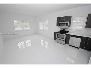 Building Photo - 1255 Pennsylvania Ave