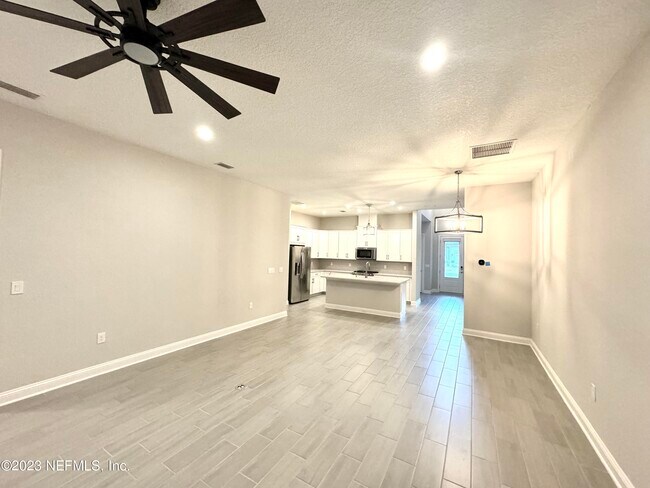 Building Photo - 40 Silk Oak Ct