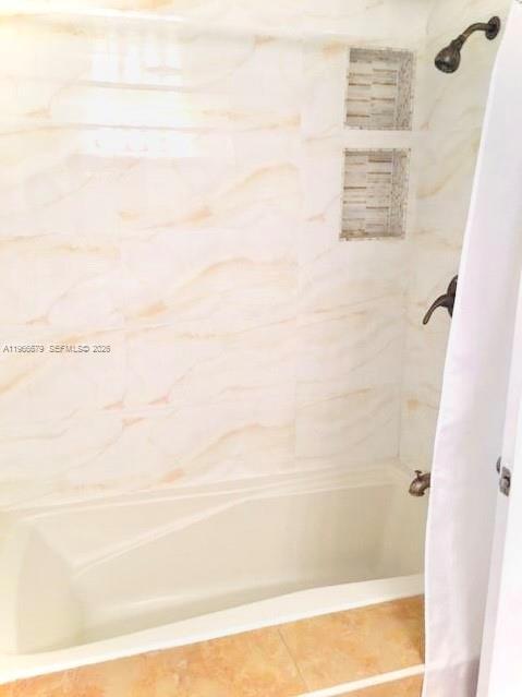 Foto del edificio - 18031 Biscayne Blvd