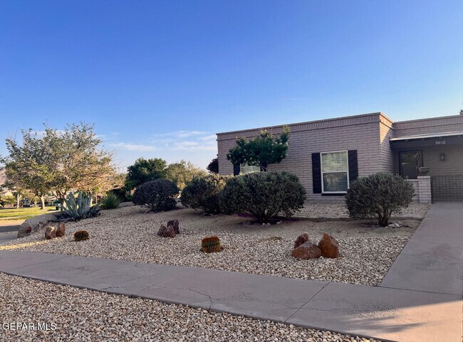 Foto del edificio - 6301 Jebel Way