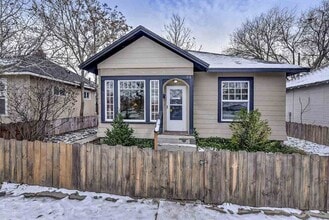 Building Photo - 216 N 19th St