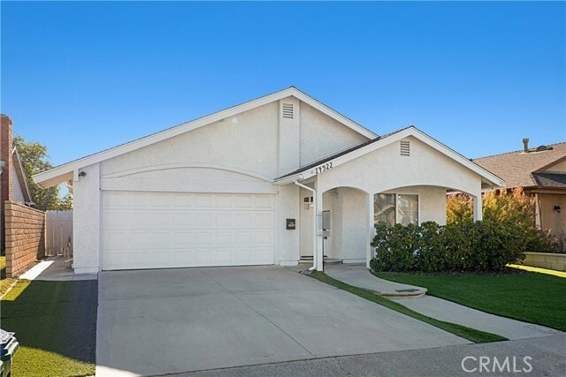 Building Photo - 14922 Groveview Ln
