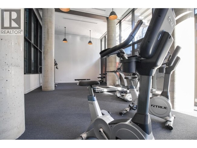 Building Photo - 1133 Hornby St