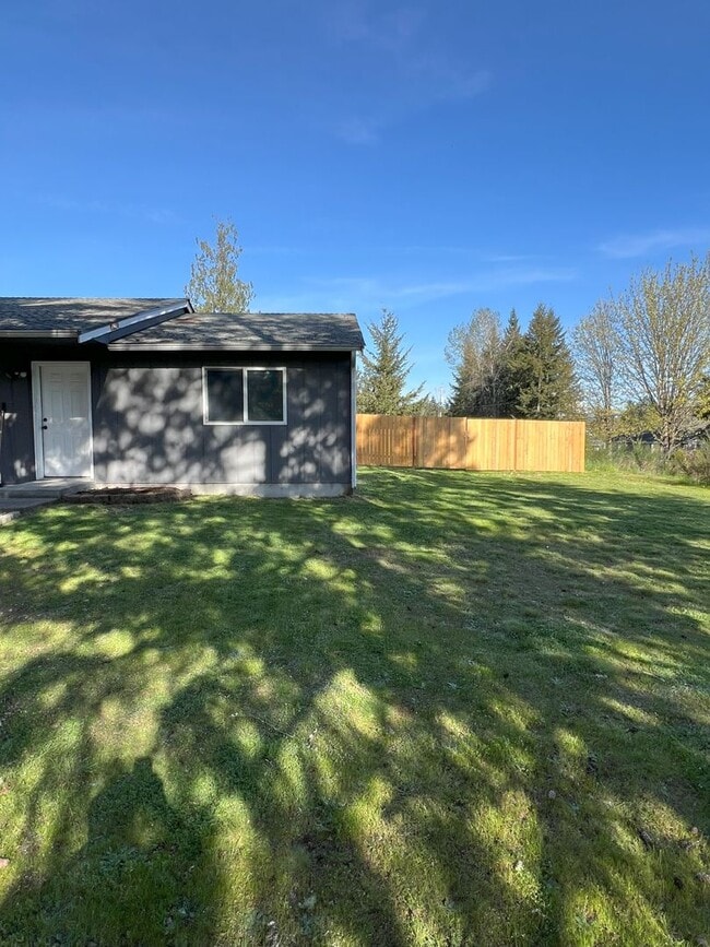 Building Photo - Jared and Travis Duplex