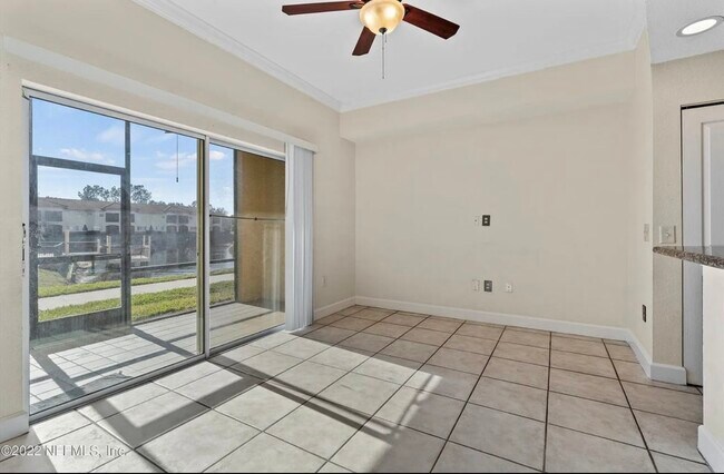 Foto del edificio - 9745 Touchton Rd