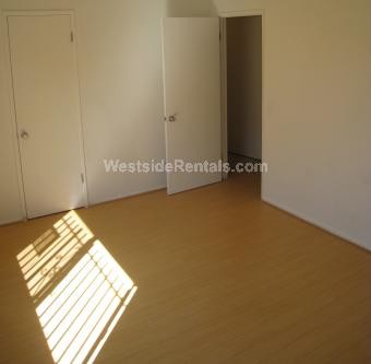 Foto del edificio - 1434 Logan St