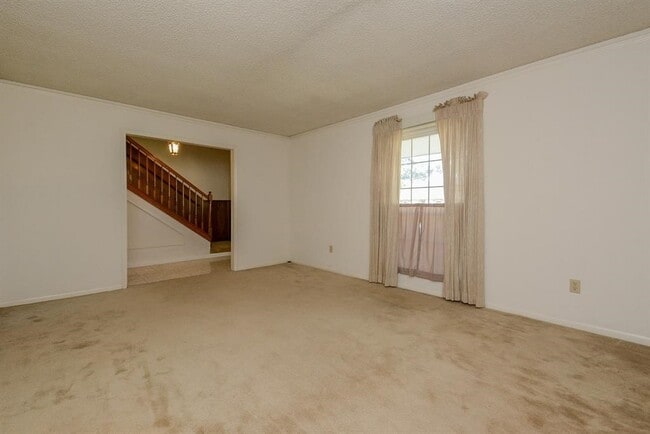 Foto del edificio - 5731 Old Lodge Dr