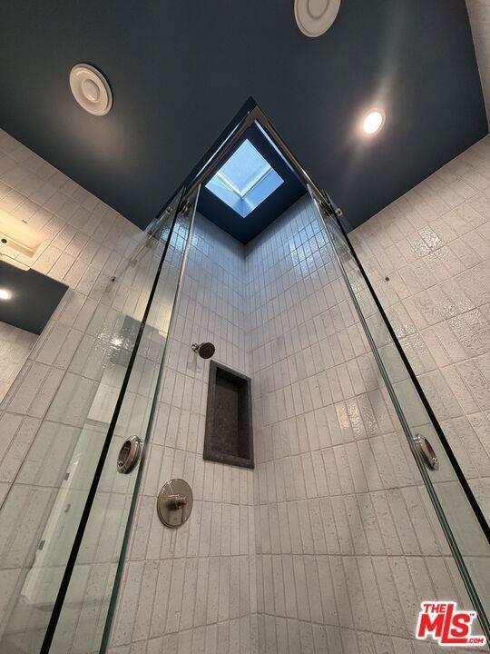 Foto del edificio - 4517 Cleland Ave