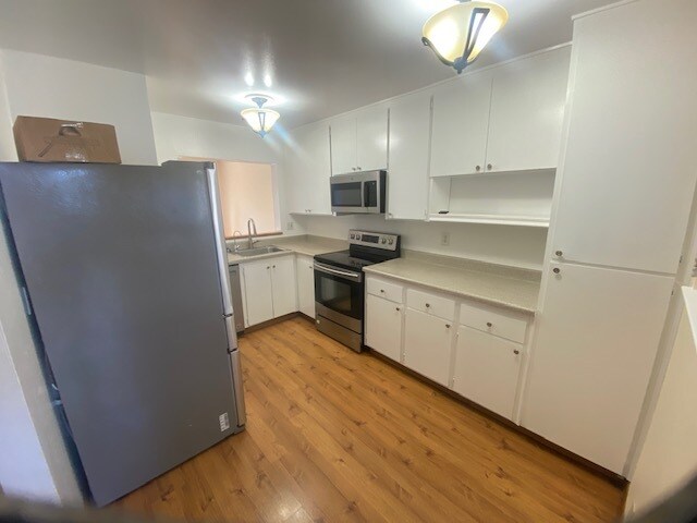 Building Photo - 4260 Japonica Way