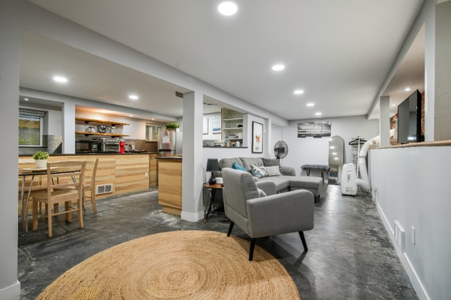 Building Photo - 1229 SE 36th Ave