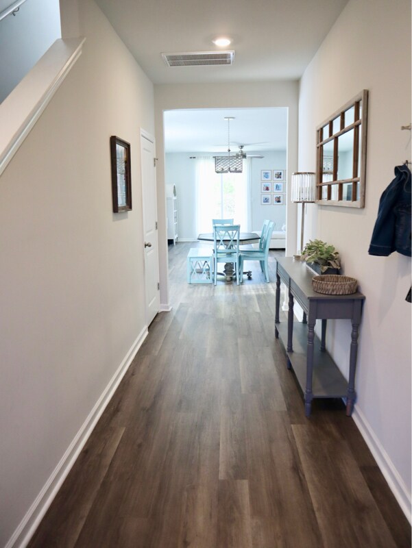 Building Photo - 404 Willet Ct