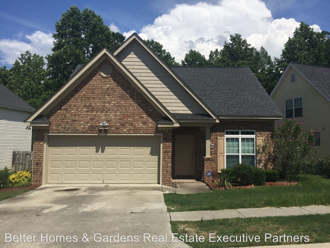 Primary Photo - 3 br, 2.5 bath House - 2920 Aylesbury Drive