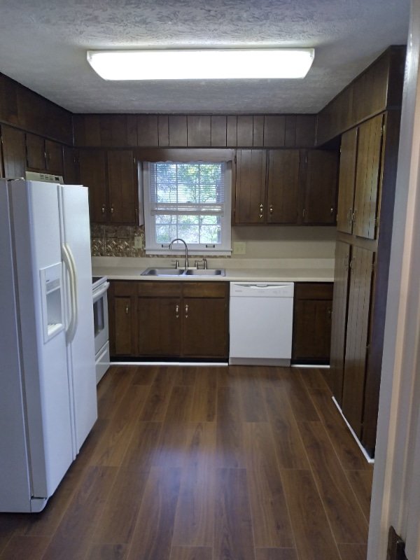 Foto del edificio - 3780 Dora Dr SE