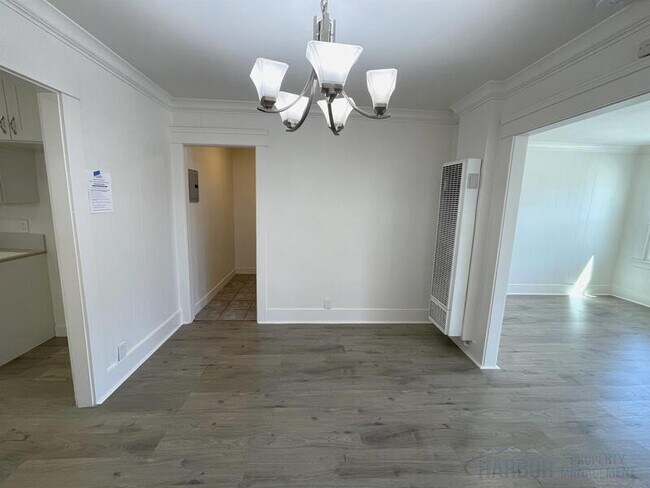 Foto del edificio - 566-568 W 19th St