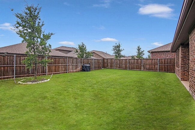 Building Photo - 6409 Crownmere Dr