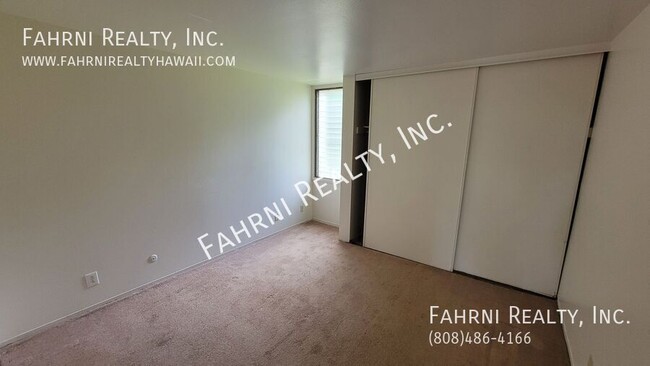 Building Photo - 84-707 Kiana Pl-#104A