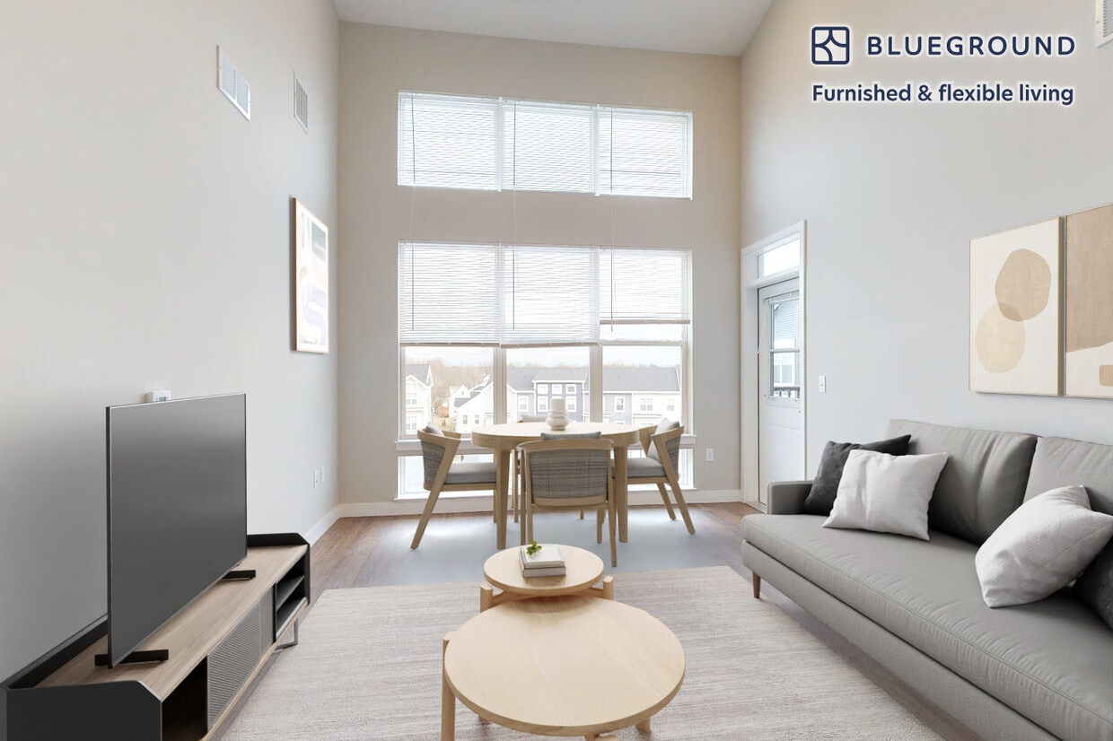 Primary Photo - 155 Lenox St