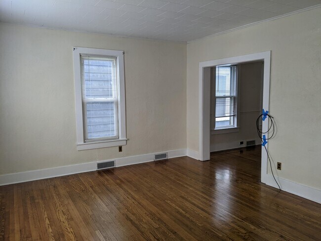 Building Photo - 623 East St