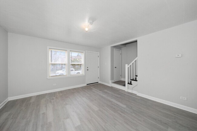 Building Photo - 11345 S Ada St
