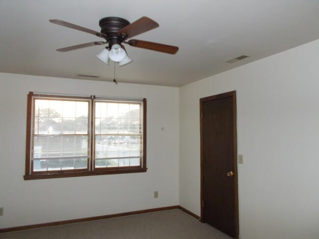 Building Photo - 168 Naugatuck Avenue