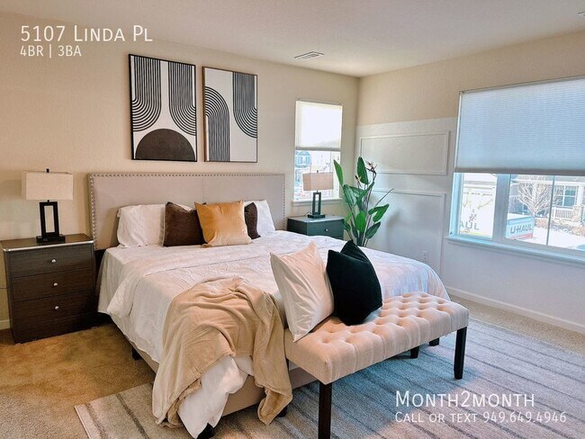 Building Photo - Elegance on Linda Pl