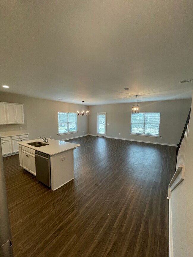 Foto del edificio - Home for Rent in Calera, AL!!! Available to View Now!!!