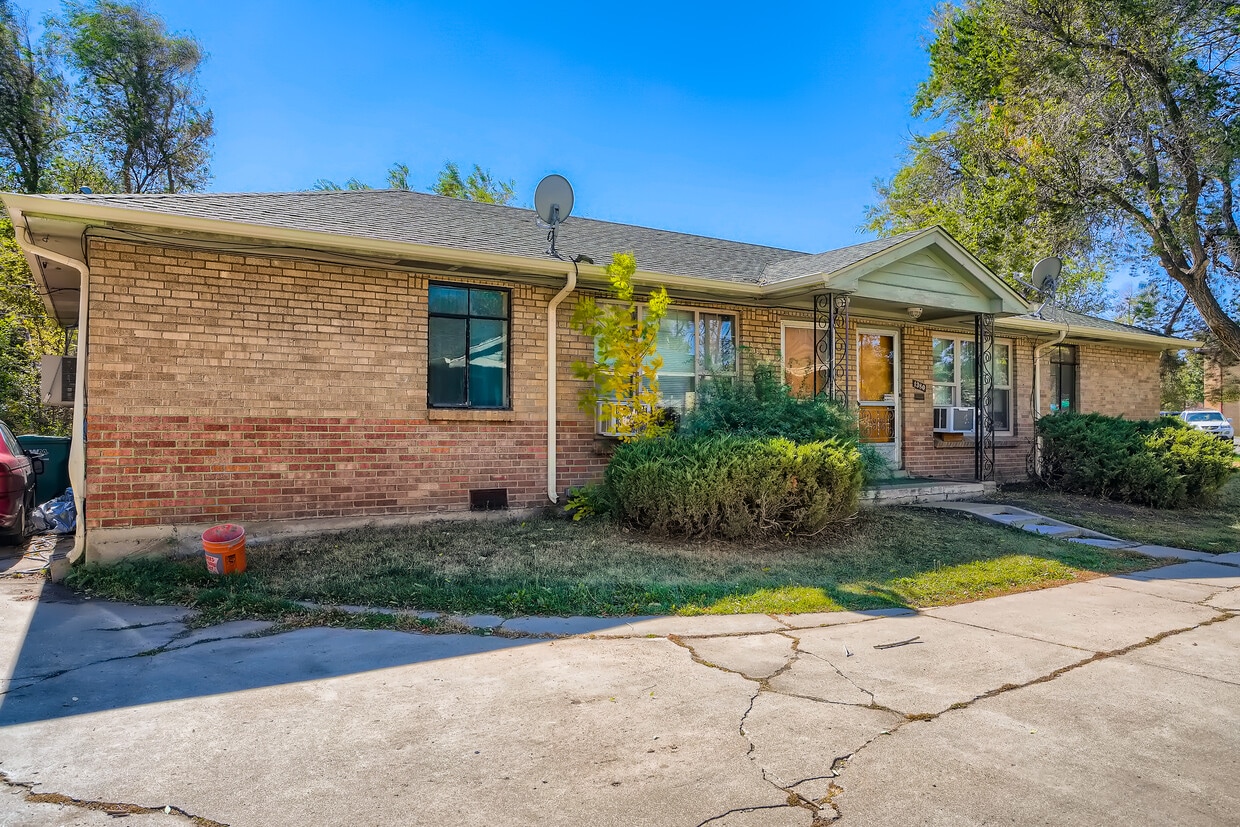 Foto principal - 1380 Balsam St