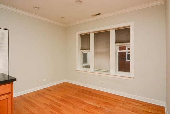 Building Photo - 3251 N Clifton Ave