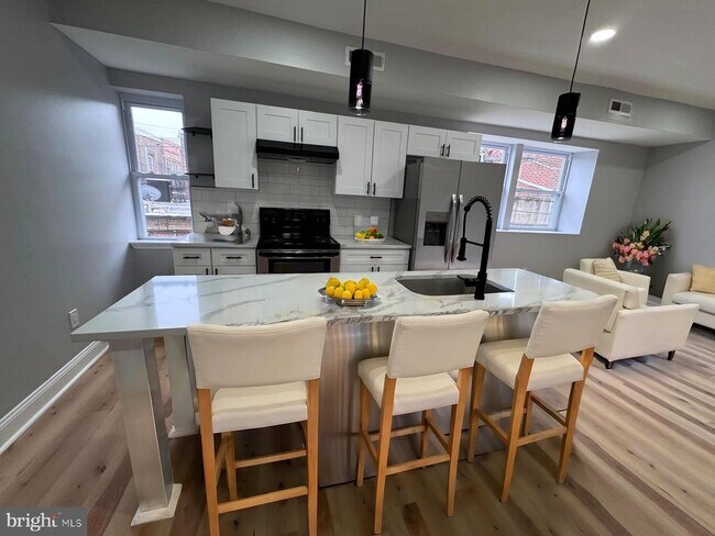 Foto del edificio - 5362 Arlington St