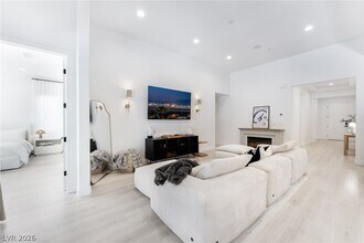 Building Photo - 10149 Zeta Tucana St
