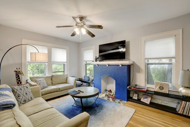 Building Photo - 804 Rutherford Pl