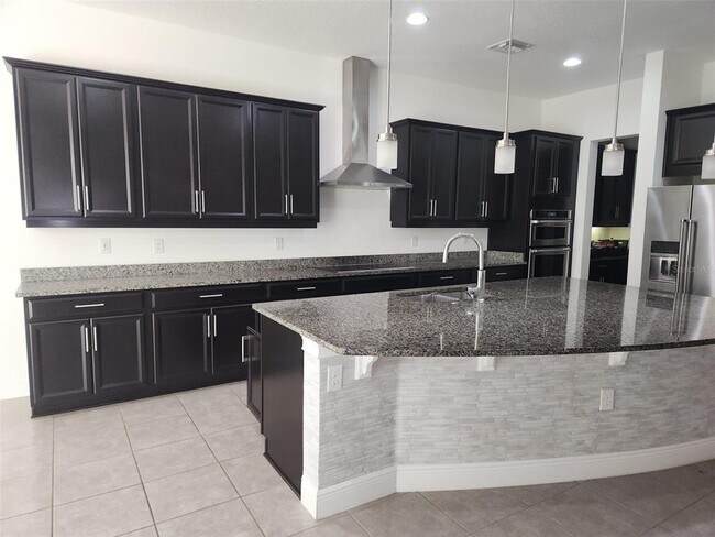 Foto del edificio - 10424 Warrick St