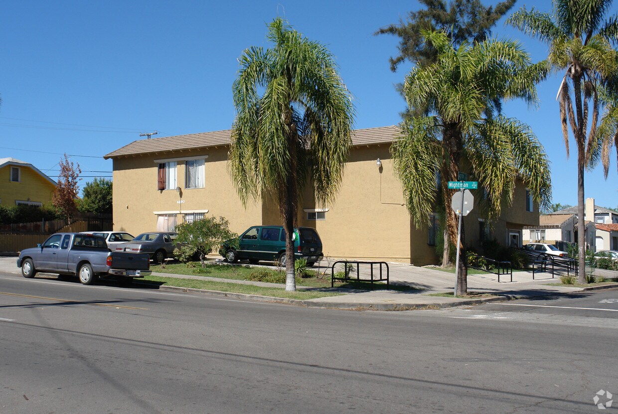 Primary Photo - 4690 Wightman St