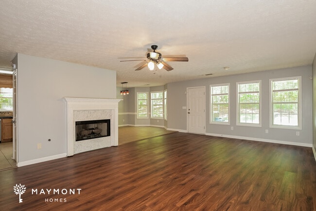 Foto del edificio - 47 Lakesprings Dr