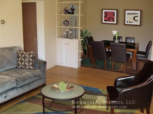 Building Photo - 14 Brattle Ln